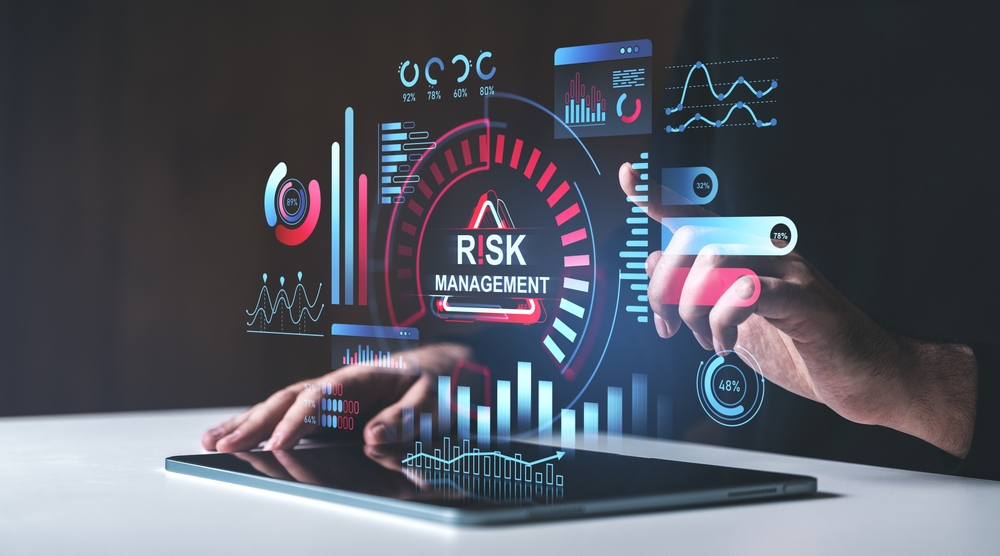 management de risc valutar